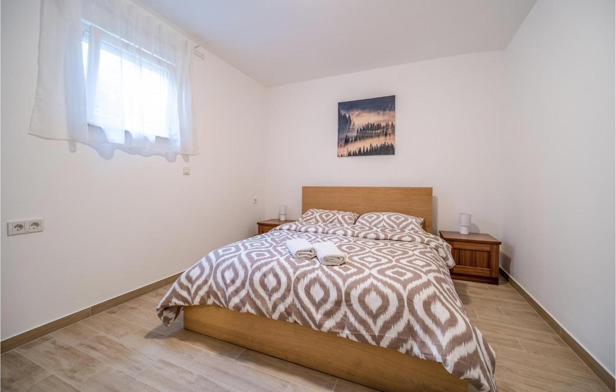 1 Bedroom Beautiful Apartment In 라코비카 외부 사진